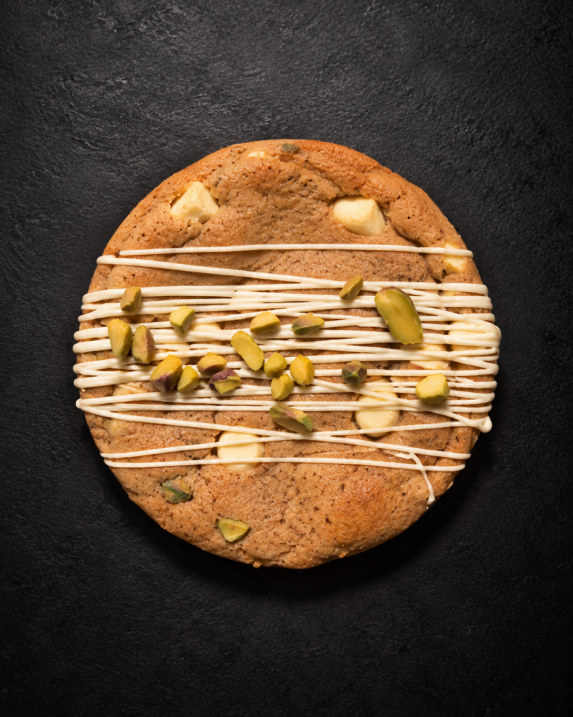 Lemon, white chocolate and pistachio sourdough cookie – The Bright Idea