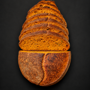 Sliced tomato, roasted garlic and basil sourdough loaf – The Pomodoran Noble
